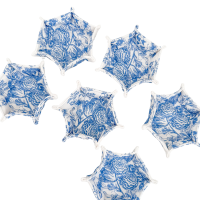 Small hexagonal bowls made of white fabric and blue toile patterned fabric